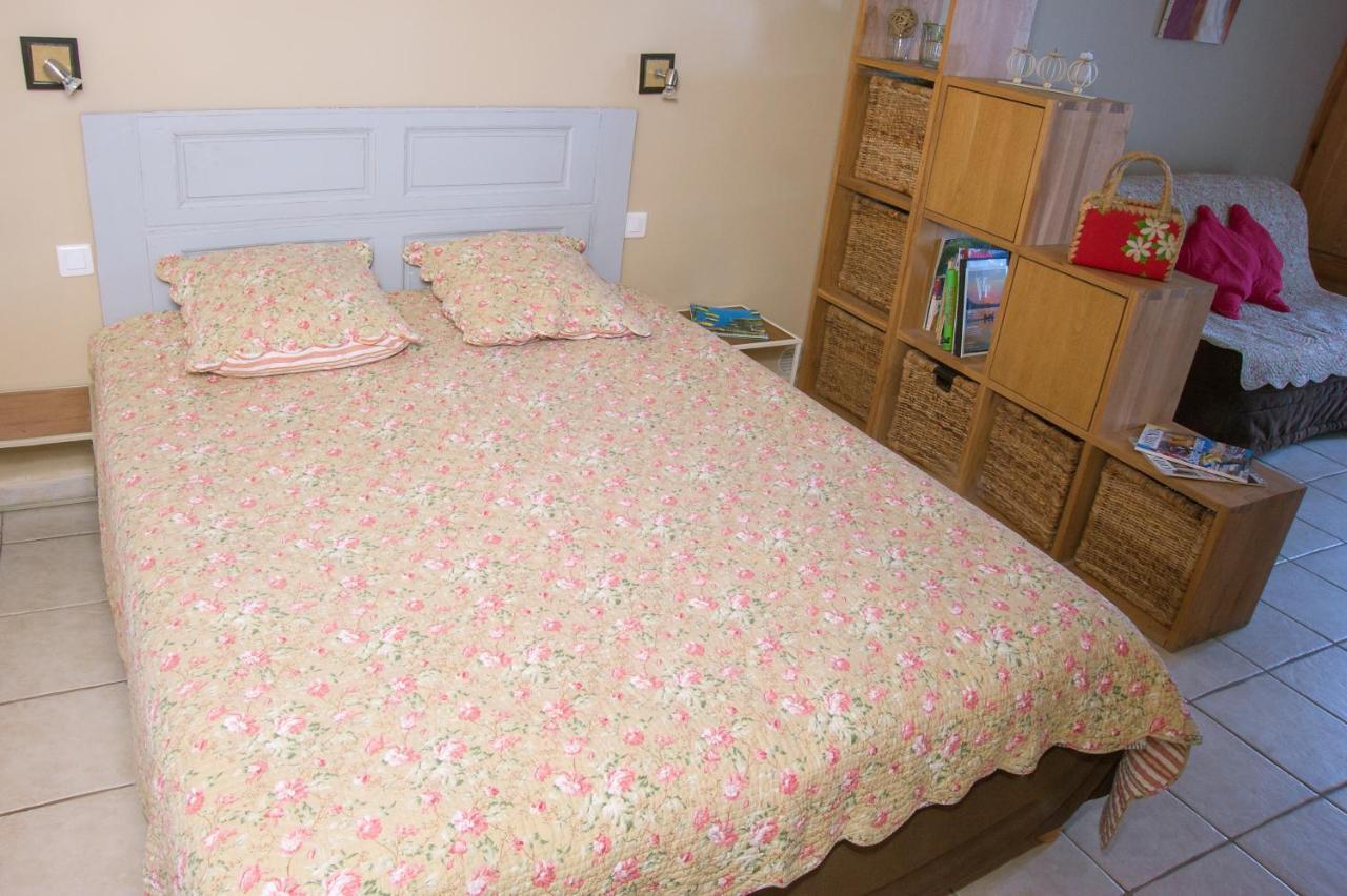 Bed And Breakfast La Maison De Nathalie Les Mayons Zewnętrze zdjęcie