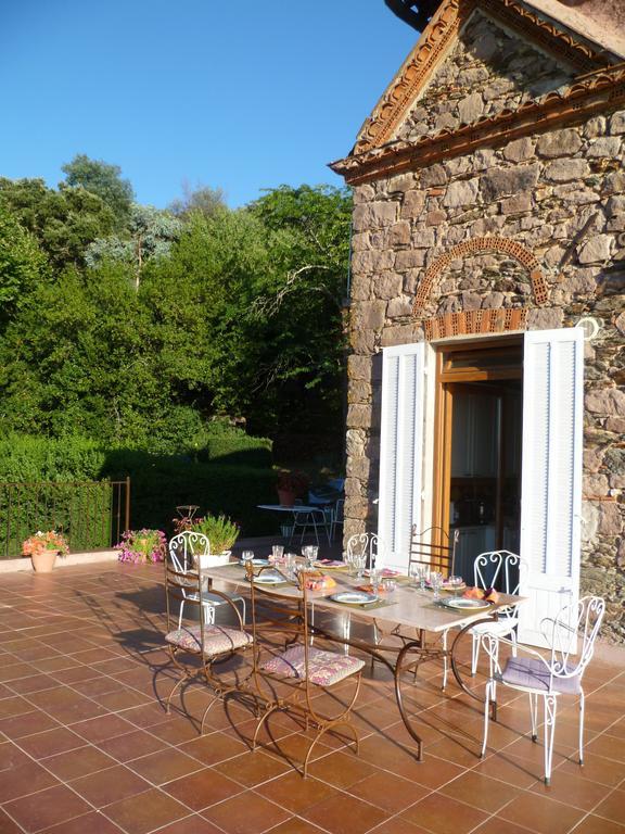 Bed And Breakfast La Maison De Nathalie Les Mayons Zewnętrze zdjęcie