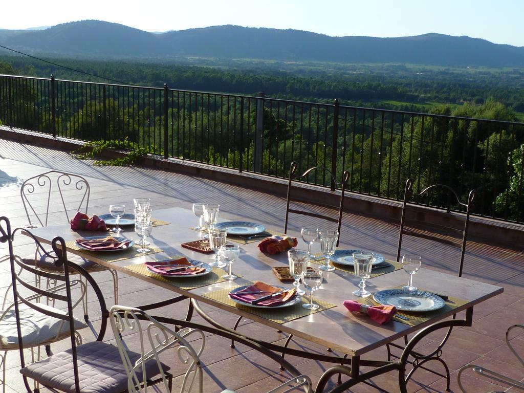 Bed And Breakfast La Maison De Nathalie Les Mayons Zewnętrze zdjęcie