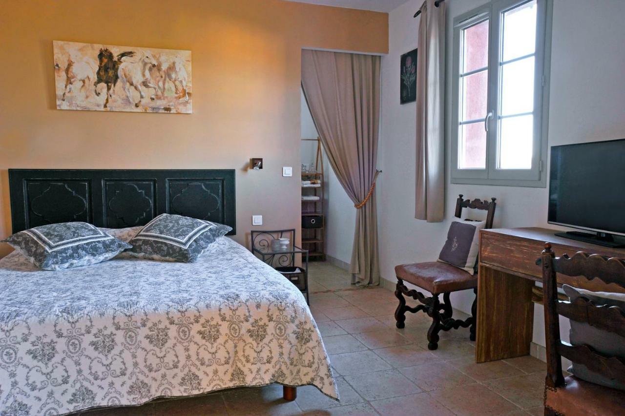 Bed And Breakfast La Maison De Nathalie Les Mayons Zewnętrze zdjęcie